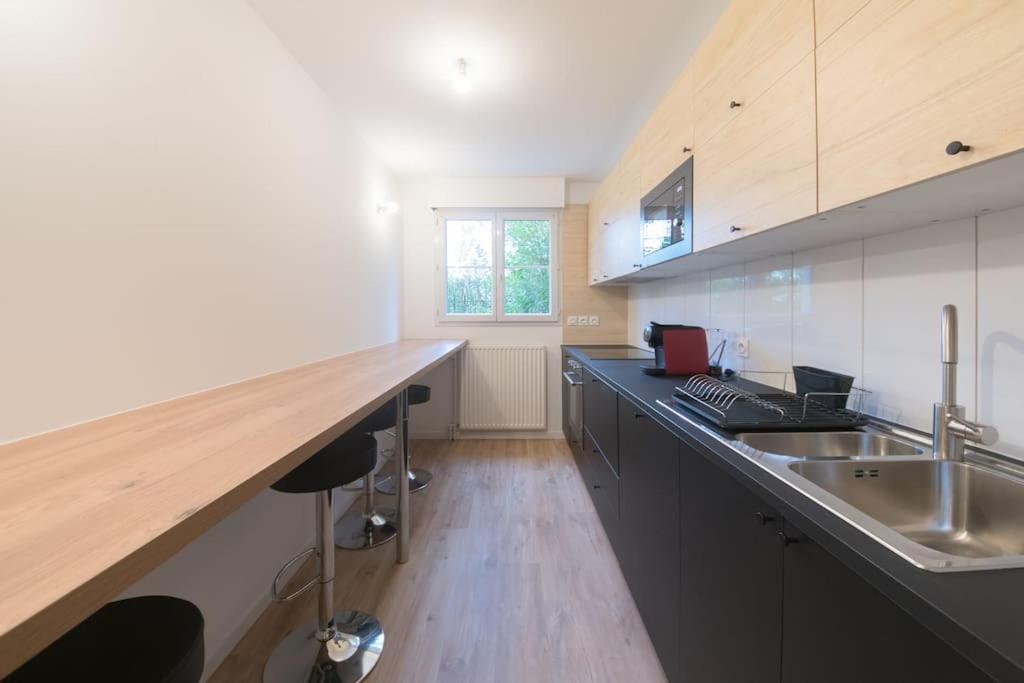 Suite Moderne Familiale 8 Pers - Disney 10M - 2 Sdb Bussy-Saint-Georges Buitenkant foto